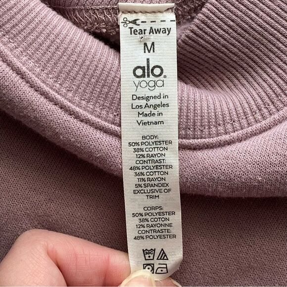 ALO Yoga Lilac Freestyle Fleece Mock Neck Sweatshirt Size Medium - Picture 13 of 16